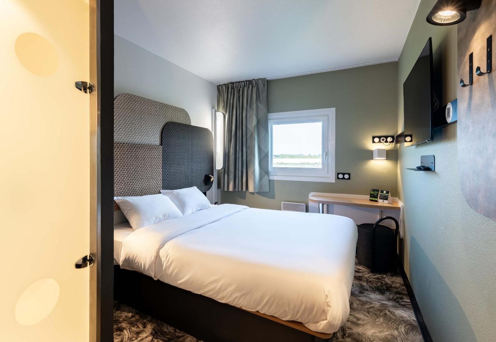 B&B Hotel Calais Terminal Cite Europe 2 Etoiles Кокелль Экстерьер фото