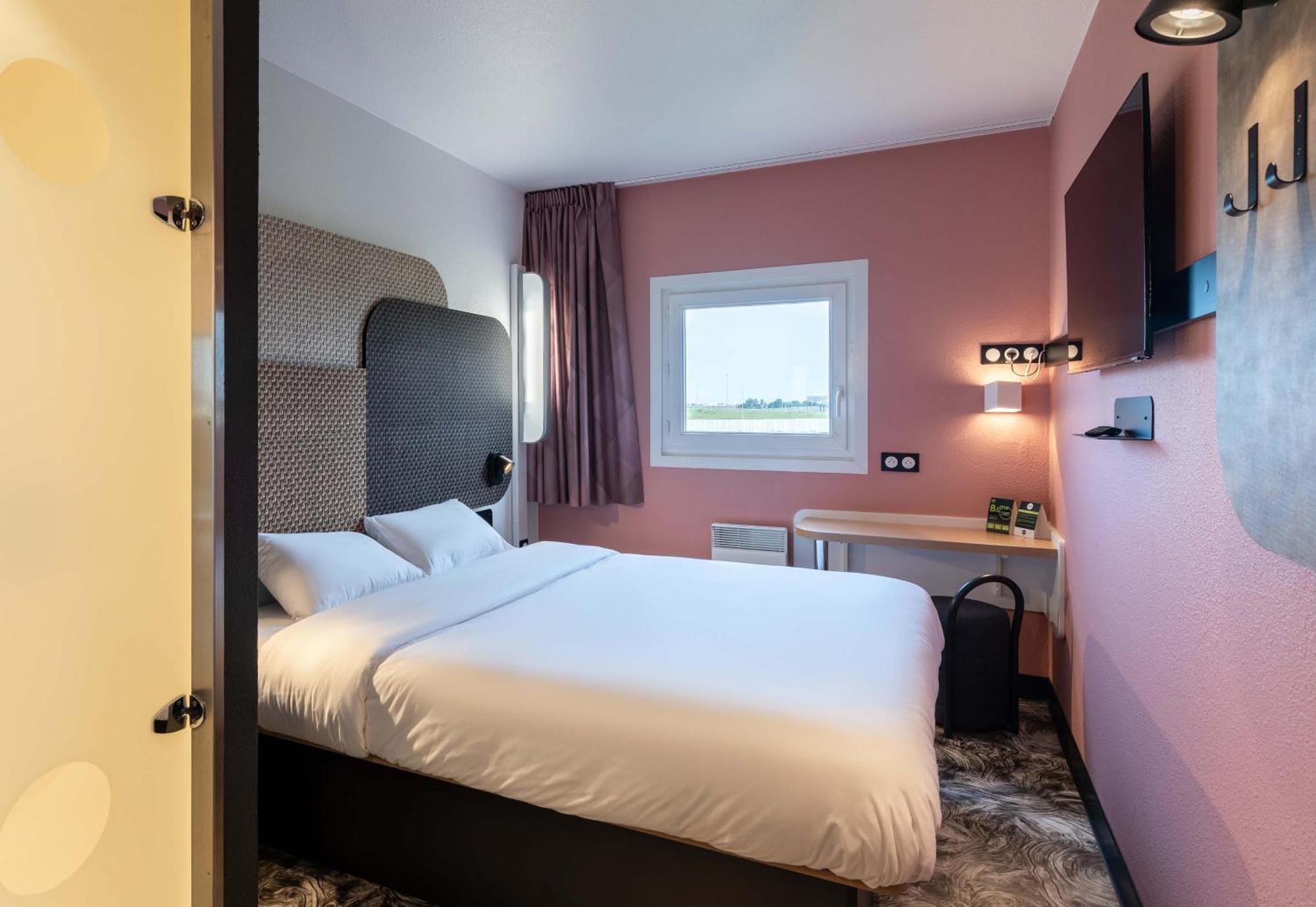 B&B Hotel Calais Terminal Cite Europe 2 Etoiles Кокелль Экстерьер фото